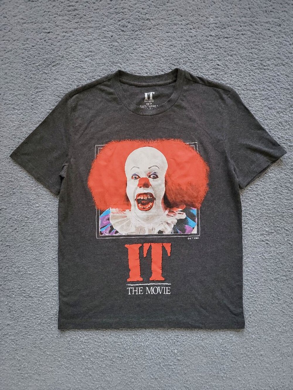 IT The Movie Pennywise Clown Graphic T-Shirt Charcoal Grey Mens/Unisex XS